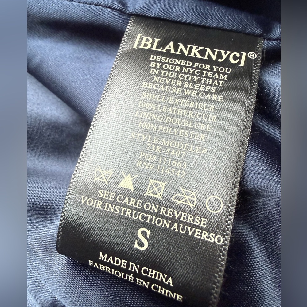 Blank NYC Sz 2 Beautiful Women's Blue Suede Biker Jacket Lots of Zippers (0731) - Picture 11 of 12